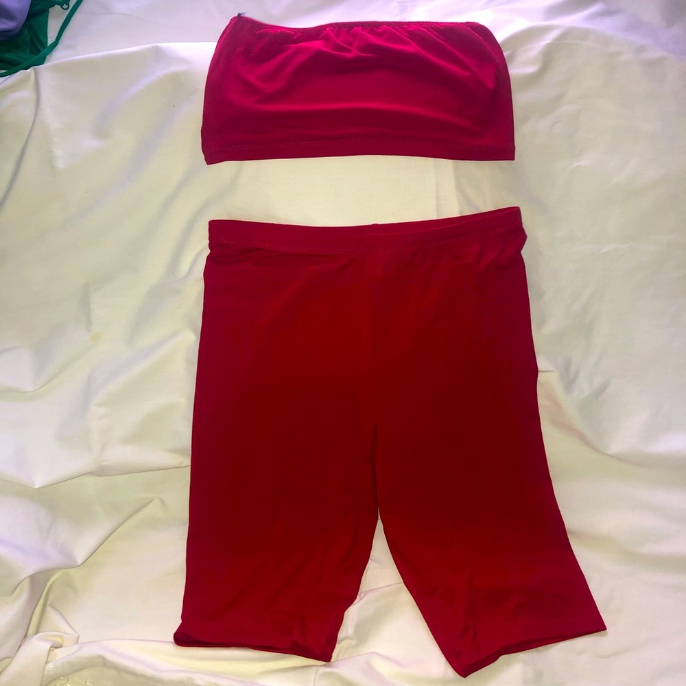 Red two piece biker short agaci set size L